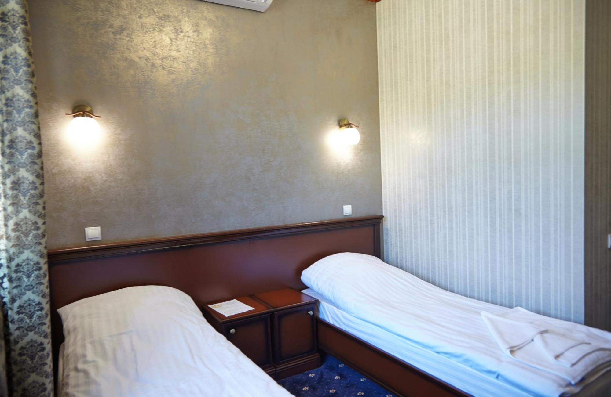 Carivka Hotel Værelse billede