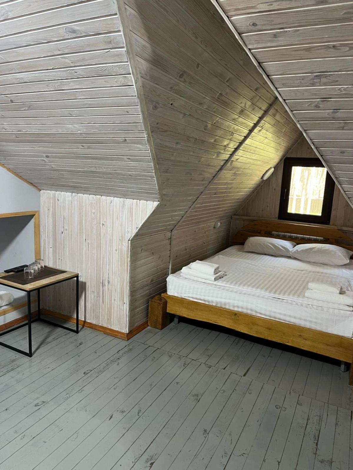 Carivka Hotel Eksteriør billede